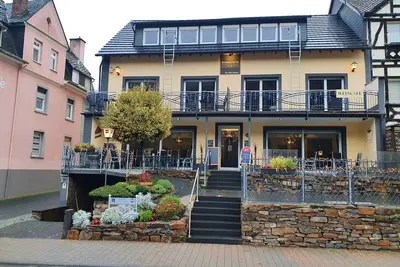 Image de New vacation apartment in the old winegrower's house - vacation at the winery