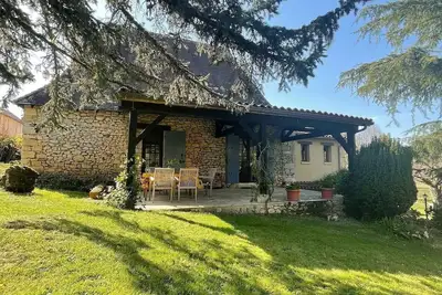 Image de Charming Comfy 6 person cottage w/ private pool & large garden, Les Eyzies