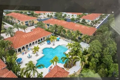 Image de Great Coconut point condo!