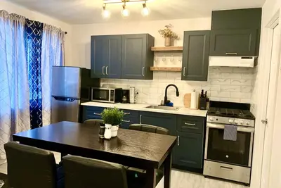 Image de Golden View Suite - Cozy Downtown Private Suite