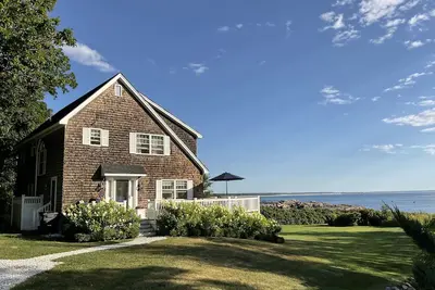 Image de Ocean Front Home with Private Beach