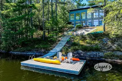 Image de 3 bedroom 3 bath cottage on Loon Lake! New Build, Open Concept! All Season!