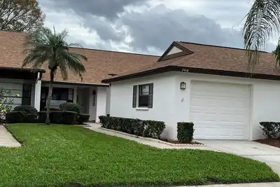 Image de Resort style living at the beautiful Seven Springs Golf and Country Club.