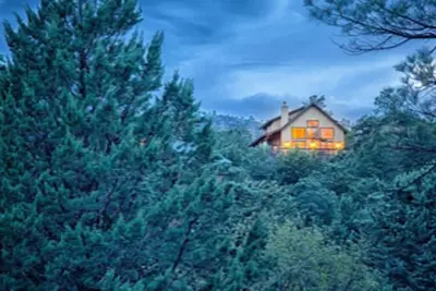 Image de Spacious High Country Lodge w/ Mnt Views!