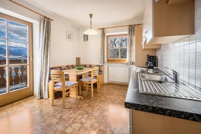 Image de Appartement Gnolerhof avec vue sur les montagnes, balcon et Wi-Fi