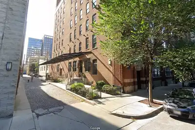 Image de 2 Bed/2 Bath Loft available in West Loop close to restaurants and Fulton Market