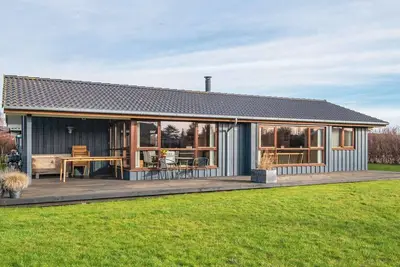Image de Maison de vacances pour 6 a Rønde-By Traum