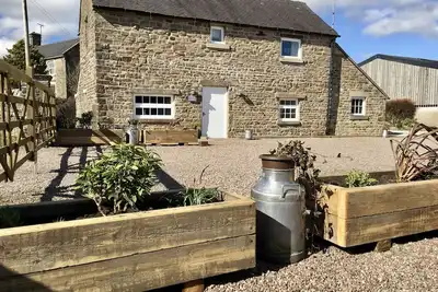 Image de Fenns Barn, Peak District barn conversion, 10min walk to local pub