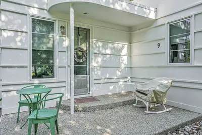 Image de Sleepy Hollow Beach Resort Introduces Cottage 9!