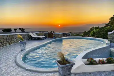 Image de Spectacular Villa with Sunsets and Magnificent View of Ancient Delos