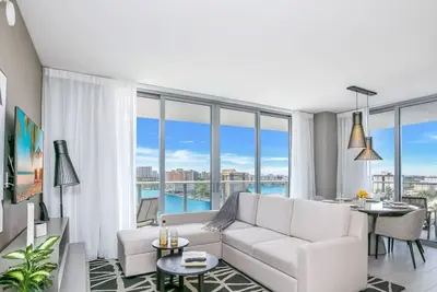 Image de Corner Balcony:-Enjoy 360° Views+ Near Beach+ Pool