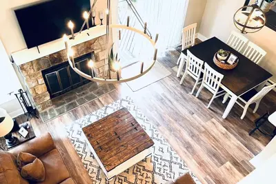 Image de Cozy Chalet At Jack Frost With Waterview- Ski On Ski Off