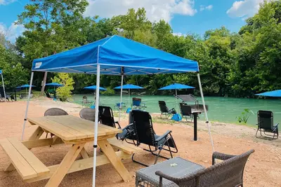 Image de #10 Son's River Ranch - Glamping Cabin w/ 2 Queen Beds