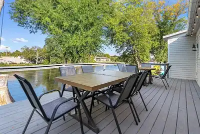 Image de The Waterfront- Game Room! Movie Theatre! 6 Bedrooms! Bunk Room!