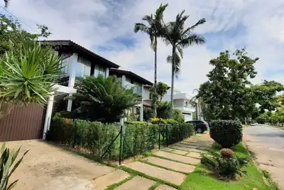 Image de Seaside Mansion in the heart of Jurerê Internacional - Av. dos Búzios