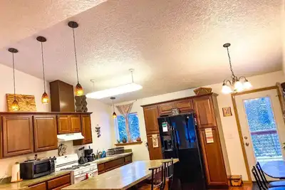 Image de Beaver Creek Cottage near great fishing on the famous Kenai River