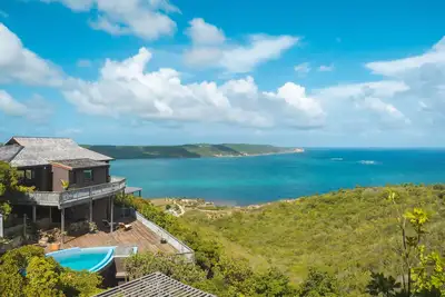 Image de Spacious House with Sea View & Infinity Pool!