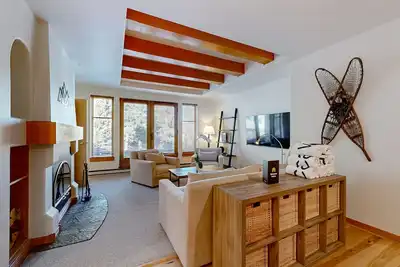 Image de True ski-in/ski-out at Solitude Resort Creekside with view of Apex lift