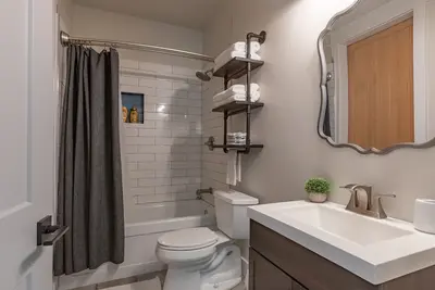 Image de Mountain View Airpark Condo with Spacious Deck and Large Hangar near Jackson Wy