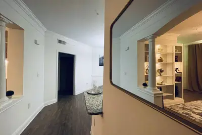 Image de Enjoy a stylish experience few minutes from Lenox mall