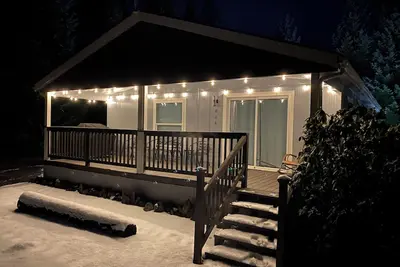 Image de Nanook Haus | Bbq | 3 Bed, 2 Bath