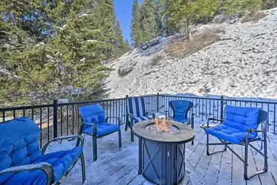 Image de Peaceful Superior Home w/ Fire Pit & Mtn View
