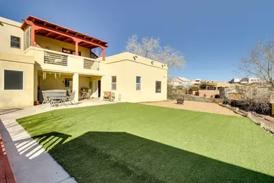 Image de Albuquerque Home w/ Spacious Yard & Fire Pit!