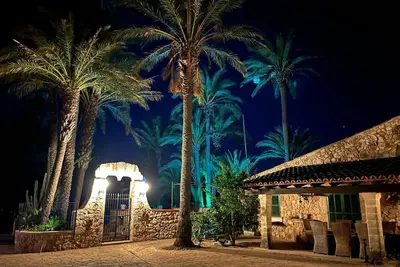 Image de Rural house with swimming pool and tennis court | Can Cap de Bou