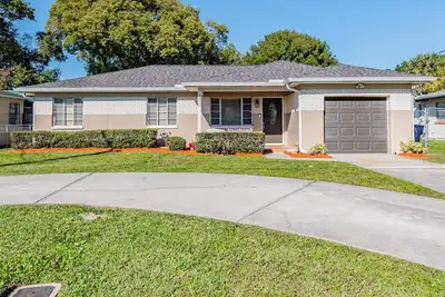 Image de N Hyde Park, Ut, Riverwalk, Raymond James Stadium, Alessi, Soho, Midtown 5 Stars!