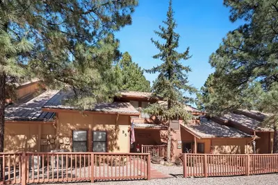 Image de Ruidoso Nm 4/3. 5 Mountain Retreat w/ Game Room/Pool Table, and Close to Golf/Ski