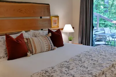 Image de Windfall @ Quechee Club Vt: Cozy Updated Condo A/C, Fireplace -Ski -Golf -Renew
