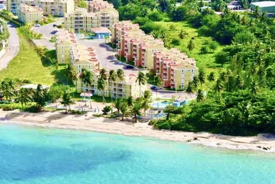 Image de Beachfront Paradise Resort Villa near San Juan