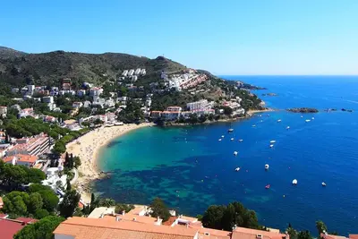 Image de Apt 3 Chambres Terrasse Vue Mer Plage Rosas - Climatisation Neuve- Parking Prive