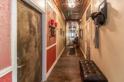 Image de Historic Hotel Antler Loft Apartment - 1 Bd/1ba - Fully Furnished!