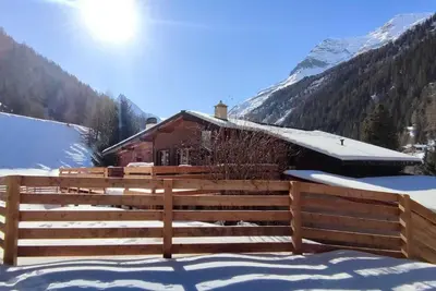 Image de Chalet De Pralong | appartement 11 personnes | à quelques pas des pistes