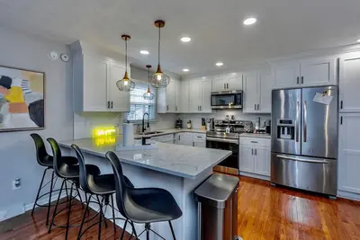 Image de ⭐️Stylish & Cozy Ranch⭐️ Patio, Fenced Back Yard, Fire 🔥Pit-all the essentials!