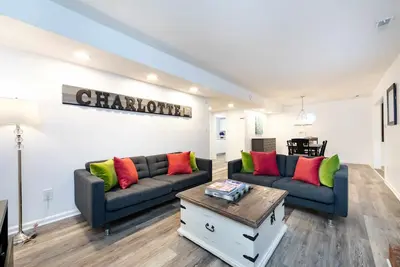 Image de South Charlotte Getaway 3br By Cabert