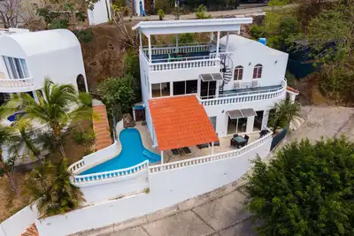 Image de Large Villa With Stunning Ocean View And Private Pool