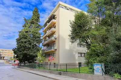 Image de Appartement de deux chambres avec le balcon Split (A-19143-a)