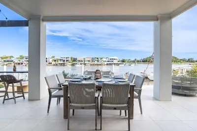 Image de River Frontage home on the Mooloolaba River.