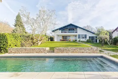 Villa 190m2, Piscine, Ascain vue montagnes