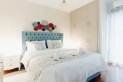 Image de Best House Saint John, New Port of Patras