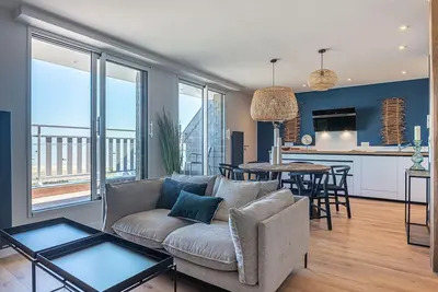 Image de Appartement Duplex Vue Mer Sur Le Port D'Orange