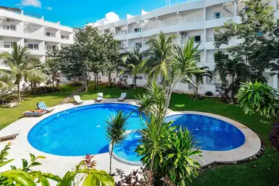 Image de \nGround-Floor 2br Condo with Pool, Bbq & Easy Access to Marinas & Beach Club’s\n