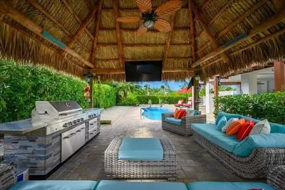Image de Discount Available! Canal Front/Lots of Amenities!
