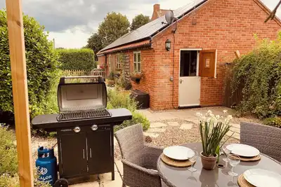 Image de Come & stay on a real Norfolk Vineyard