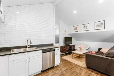 Modern Studio Steps from Tennyson Street