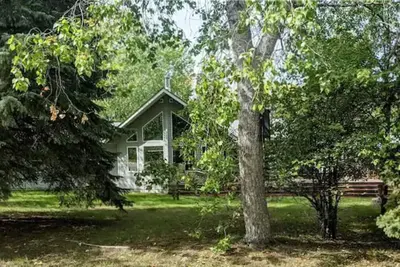 Image de 3 Bedroom Cottage - Sunroom + Patio + Fire Pit