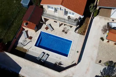 Image de Vacation home for 8 guests with 144m² in Marčana (163401)
