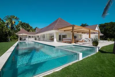 Image de Toronjas 9: Modern Villa- Best Golf View & Close To Beach- Chef, Butler & Maid